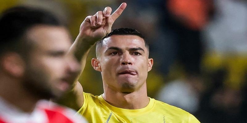 Sự nghiệp của cầu thủ Ronaldo trải qua nhiều biến động