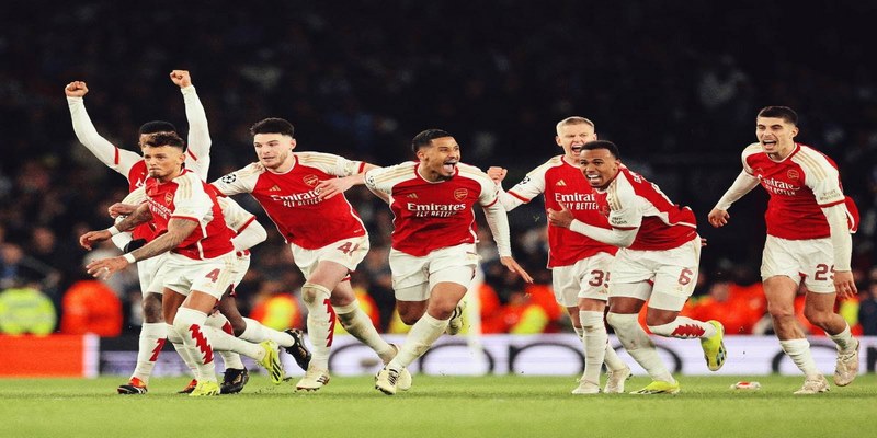 Cuối cùng trong danh sách ứng cử viên cho ngôi vô địch C1 là Arsenal